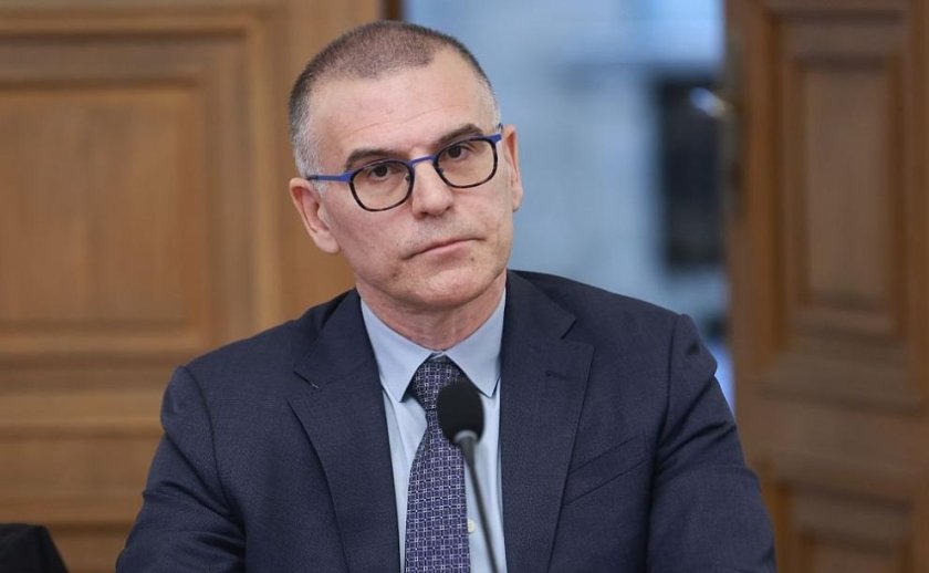 симеон дянков служебното правителство стартира излишен вицепремиер