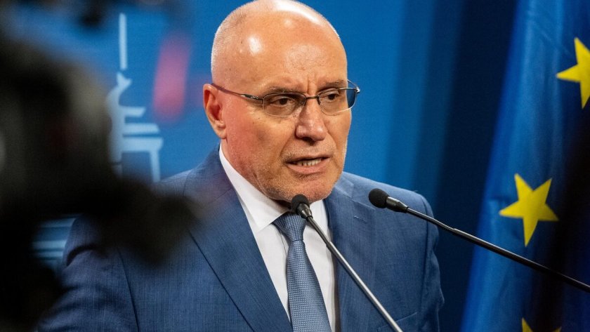 бнб разсея страховете еврото предизвика ценови шок българия