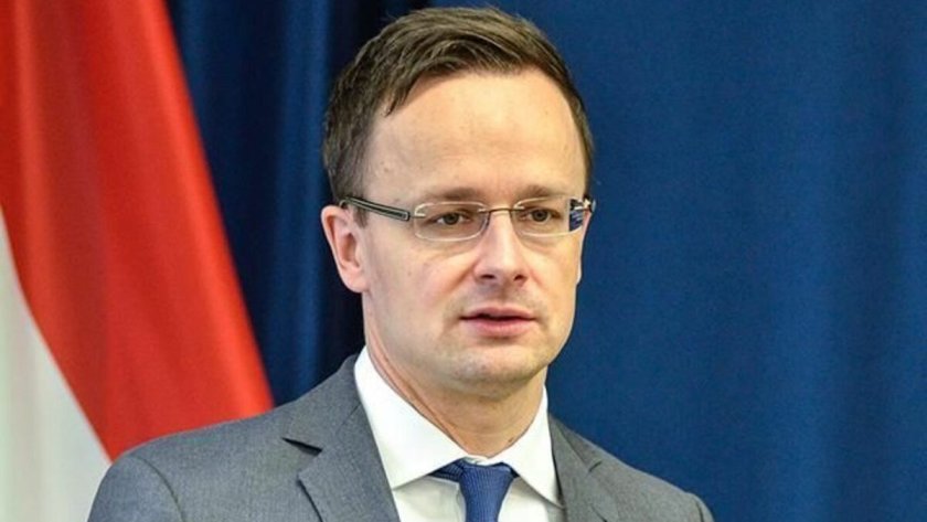 сийярто постави ултиматум брюксел