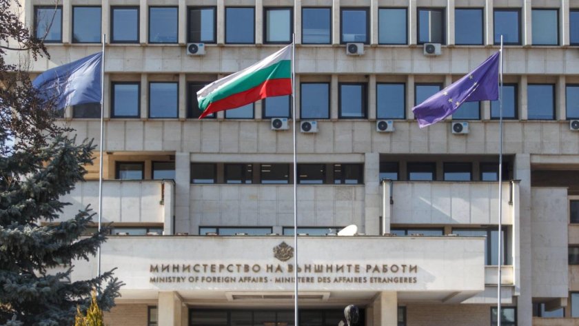 български дипломати евакуирани иран азербайджан mdash шестима служители четирима членове семействата