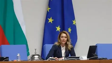 скандал парламента микрофон улови рая назарян псува депутатите таковам че*иджиите видео