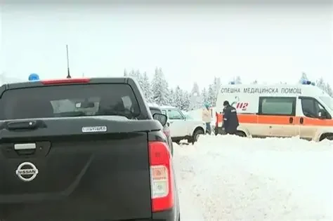 случаят bdquoпетроханldquo дни полицейска блокада хижата