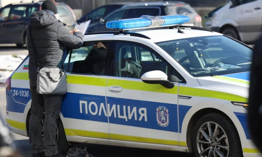 спецакция пловдив откриха файлове лични карти 1000 души цялата страна