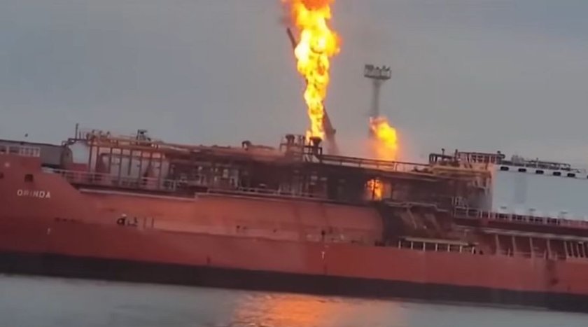 евакуация румъния заради пожар украински танкер втечнен газ