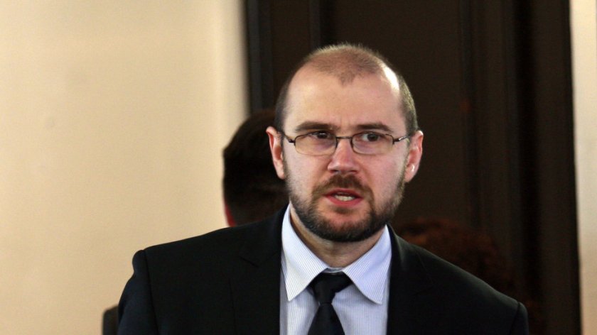 андрей янкулов иронизира делян пеевски поне шеф бфс мога кандидатирам