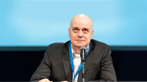 слави търси три ldquoбезумно талантливи децаrdquo прати обучение чужбина своя издръжка
