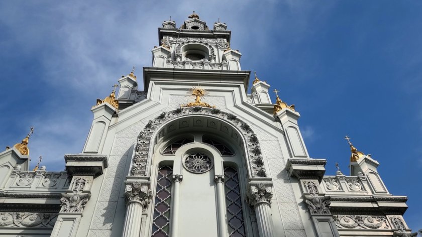 стотици българи присъстваха традиционното великденско богослужение желязната църква bdquoсвети стефанldquo истанбул