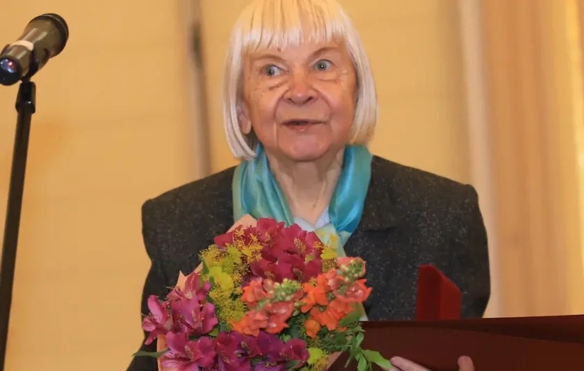 легендарната актриса жоржета чакърова ndash сцената телевизионния екран