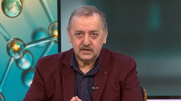 проф кантарджиев грипната епидемия наближава своя пик софия все бави обявяването