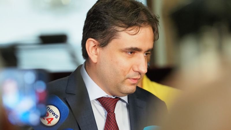 божидар божанов без споразумение стабилно управление
