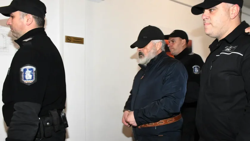 окончателно доживотен затвор без замяна станимир рагевски убил брокерката теодора бахлова юмер мехмед