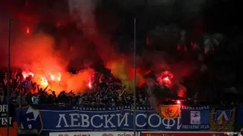футбол уважение цска левски поклон феновете