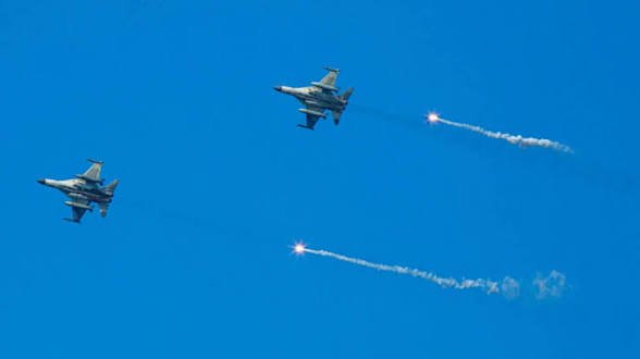 тайван призова китай спре военния натиск