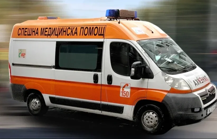 фатален инцидент благоевград двама младежи паднаха етаж жилищен блок