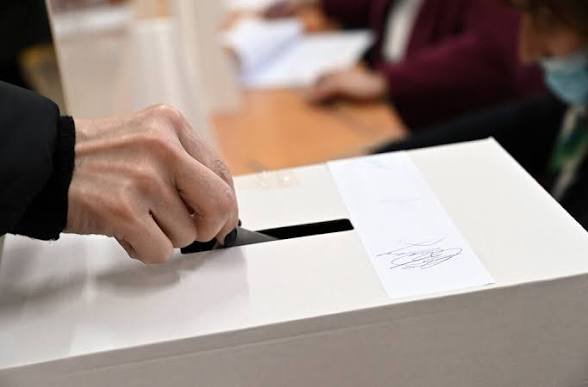 косово провежда извънредни парламентарни избори