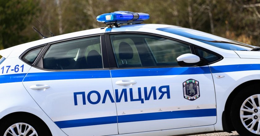 трима мъже похитиха годишен бургас