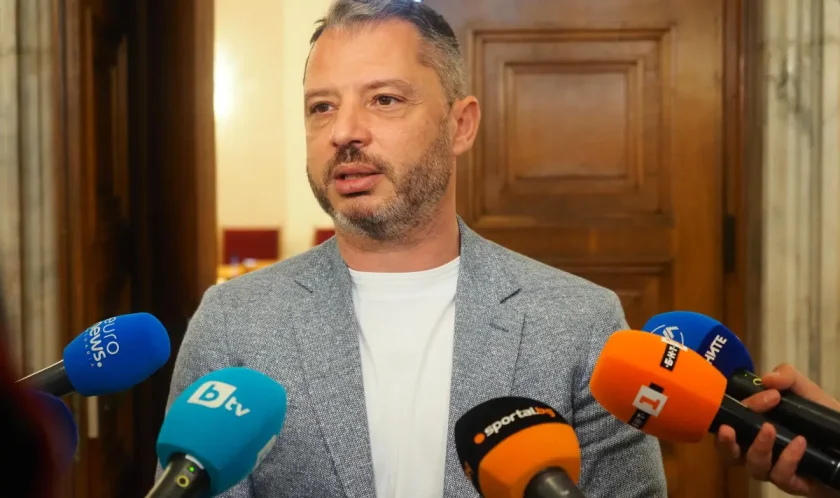 делян добрев бюджетът рамките дефицит премахнат автоматизмите