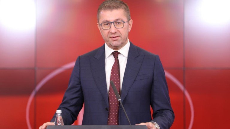 мицкоски осъди палежа скопиe