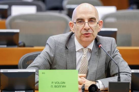 Волгин в Европарламента: Няма място за преговори с лидери, почитащи нацистки престъпници