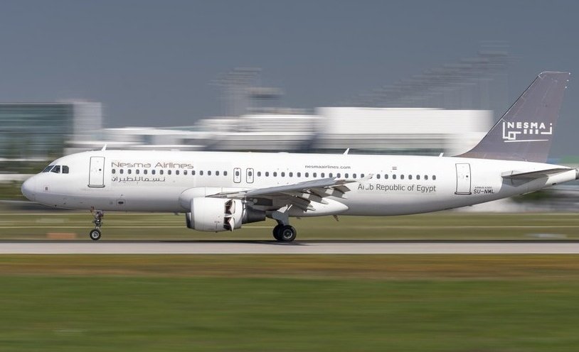 самолет airbus египет кацна аварийно горна оряховица заради буря видео