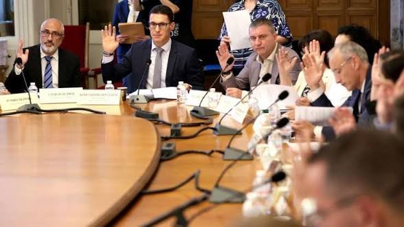 образователната комисия разглежда проекта бюджет 2026
