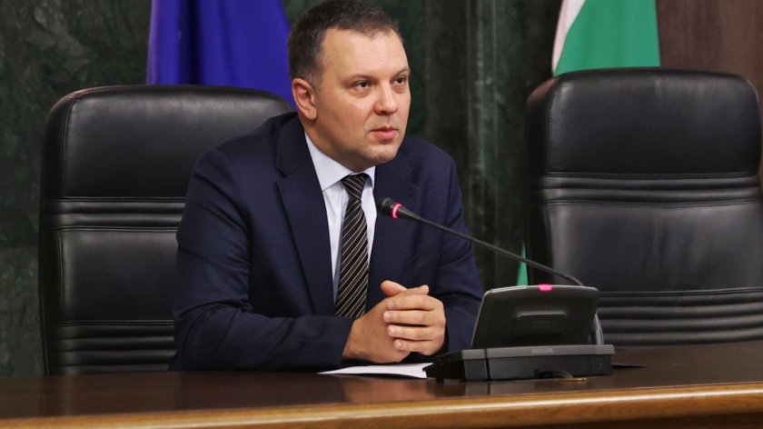 Измененията в съдебните закони бяха представени пред Европарламента от Николай Найденов
