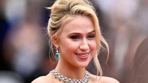 Мария Бакалова става посланик на българския туризъм
