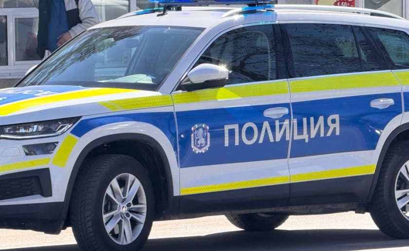 Извънредна акция на спешните служби в района на БНБ и Народния театър (СНИМКИ)