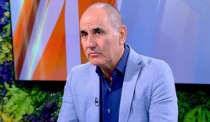 цветан цветанов герб издигнат кандидат президент значи вдигнали белия флаг