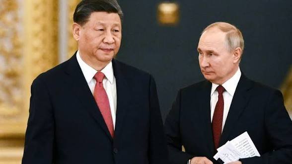 Си Цзинпин и Путин поздравиха Ким Чен-ун за националния празник на Северна Корея