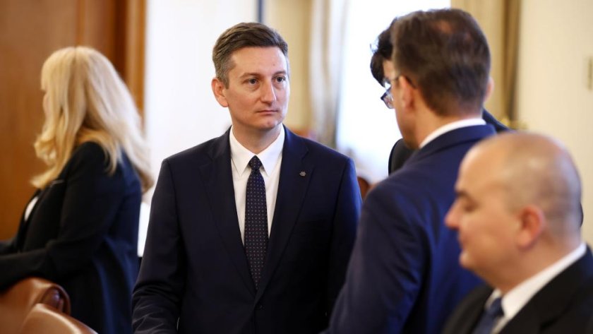 Правителството създава механизъм за развитие на иновациите и технологиите