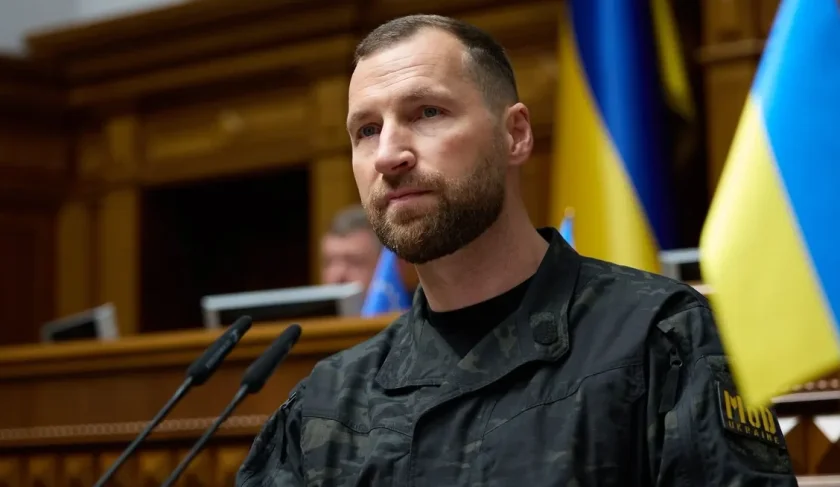 Украйна поиска предсрочно парите от ЕС, за да запълни дупката в бюджета от $27 млрд.