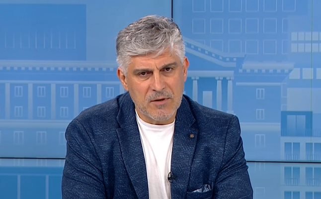 росен йорданов обществото преживява напрежението враждебност ndash институциите безучастни