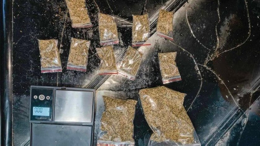 задържаха двама мъже разпространение наркотици софия костинброд