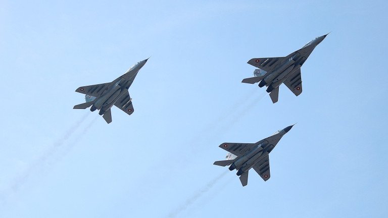 България търси кой да ремонтира двигателите на МиГ-29: Три компании в надпревара за поръчка до 17 млн. евро