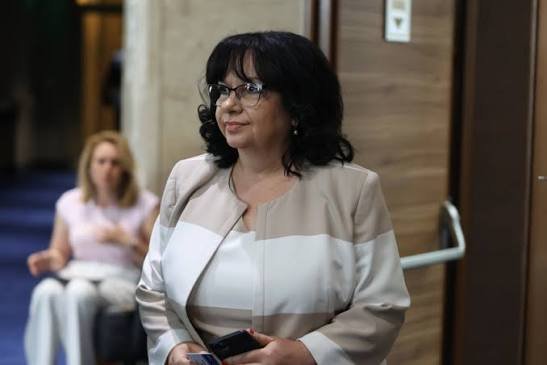 Теменужка Петкова: Промяната на отчетени бюджетни данни е опасен прецедент