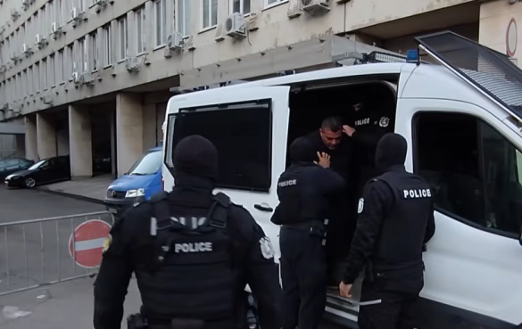прокуратурата иска постоянен арест еюп темиз обвинен убийството слави бинев
