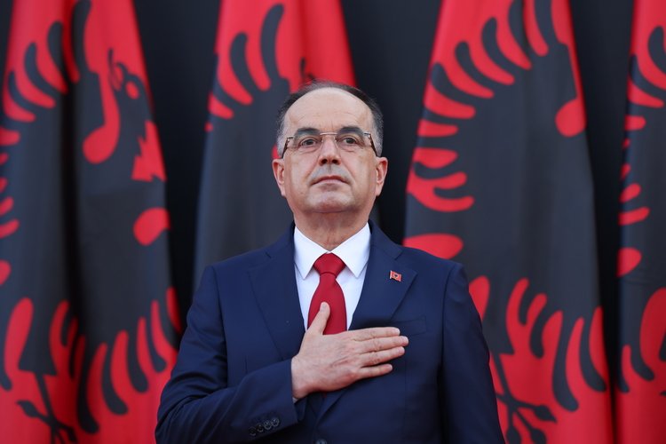 президентът албания официално посещение българия