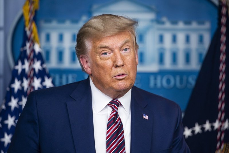 тръмп байдън корумпираният некомпетентен президент историята сащ