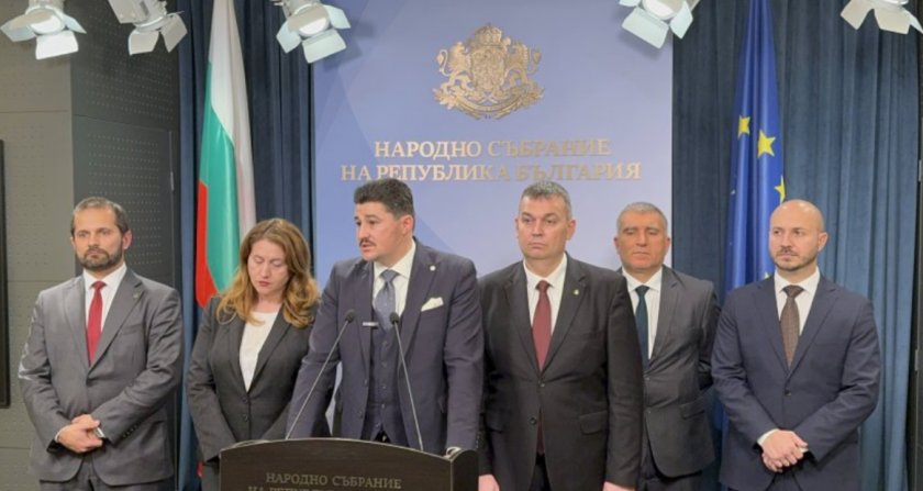 bdquoвъзражданеldquo променя закона хазарта
