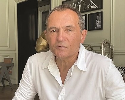 васил божков интервю труд време свобода все управлява хунтата