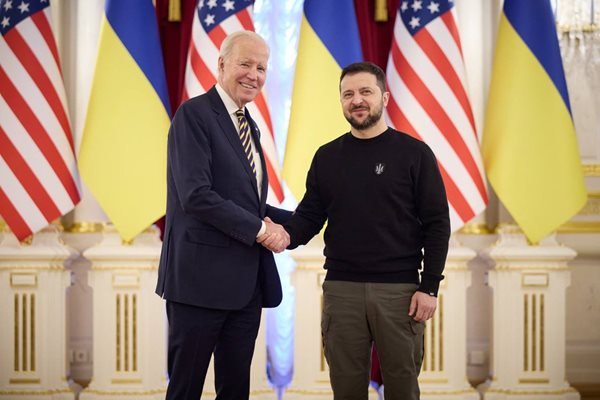 new yorker коледен подарък конгреса путин