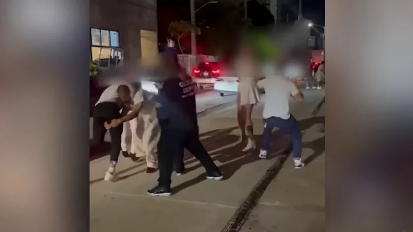 брутален побой лесбийка трансжена маями видео