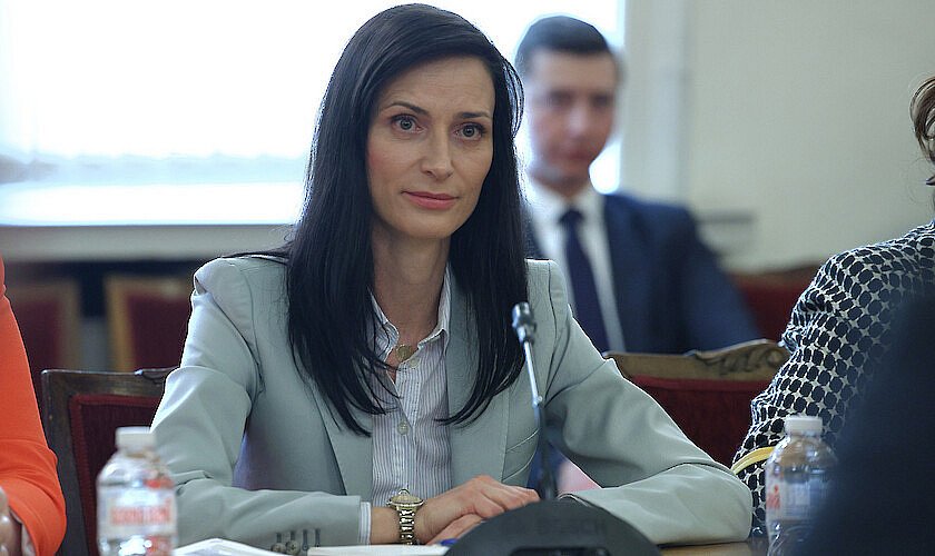 габриел три факторите бъдат взети предвид министри останат ротацията