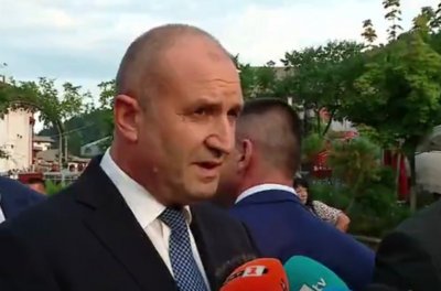 Президентът Радев: Управляващите се готвят да похитят Конституцията, да завземат местната власт, чрез свои хора в МВР, както и да овладеят службите за лични и партийни цели!