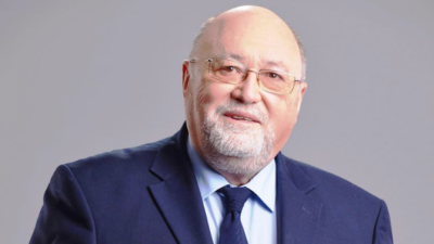 Ал Йо продължава да дебелее в Европарламента, къта милиони в банка