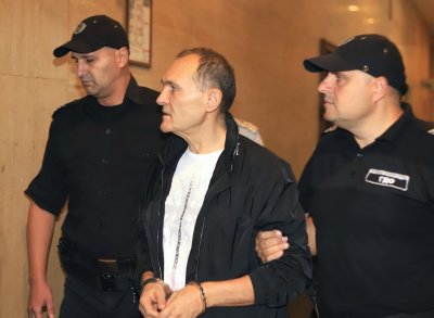 МРЪСЕН ХОД! Дори и съда да освободи под гаранция Божков днес, прокуратурата готви моменталното му задържане по друго дело