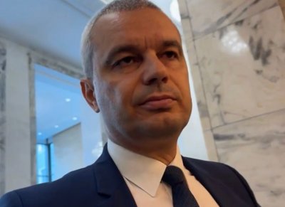 Костадинов: Трябва да премахнем правителството, съставено от некадърници и негодници