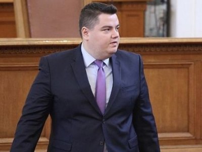 Стою бе катурнат от председателското място на правната комисия в парламента