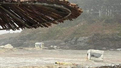 Открити са два трупа от наводненията в района на Царево